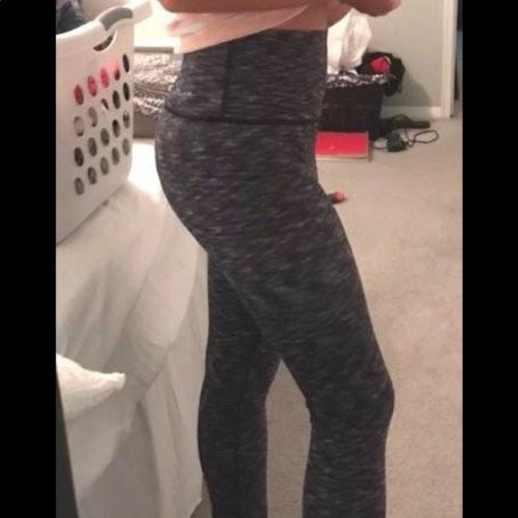 Lululemon leggings - Picture 2 of 6